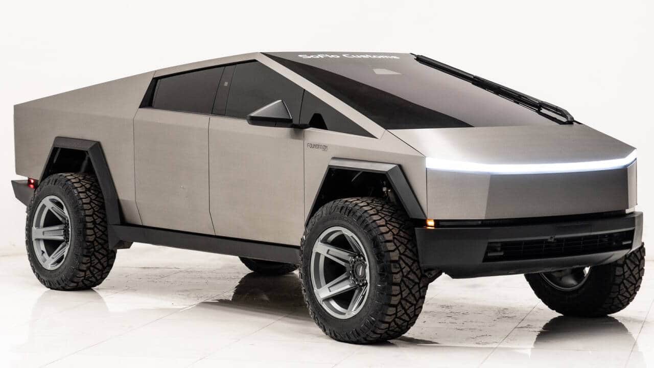 2024 Tesla Cybertruck