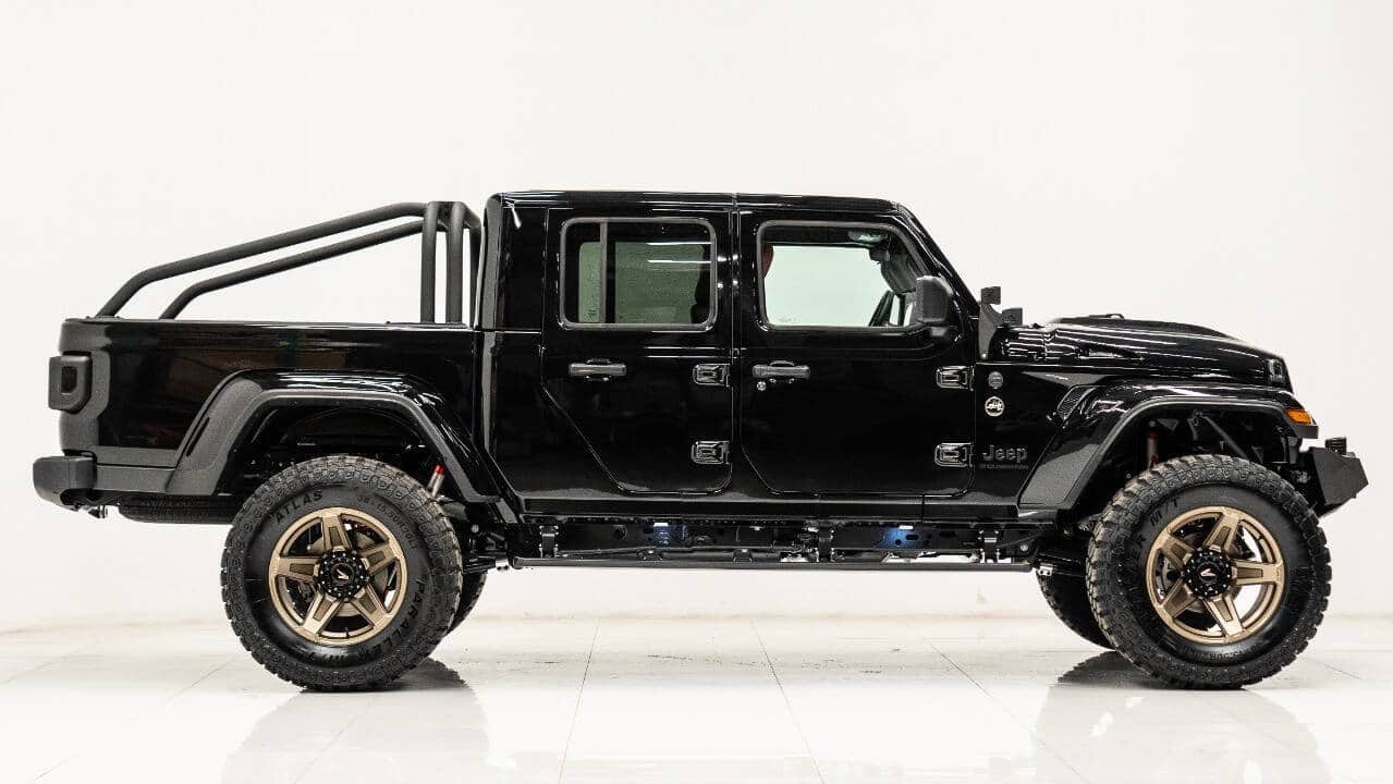 2025 Jeep Gladiator