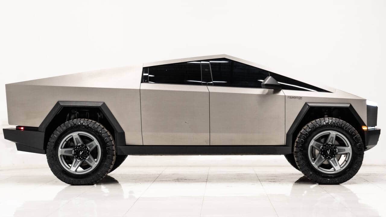 2024 Tesla Cybertruck