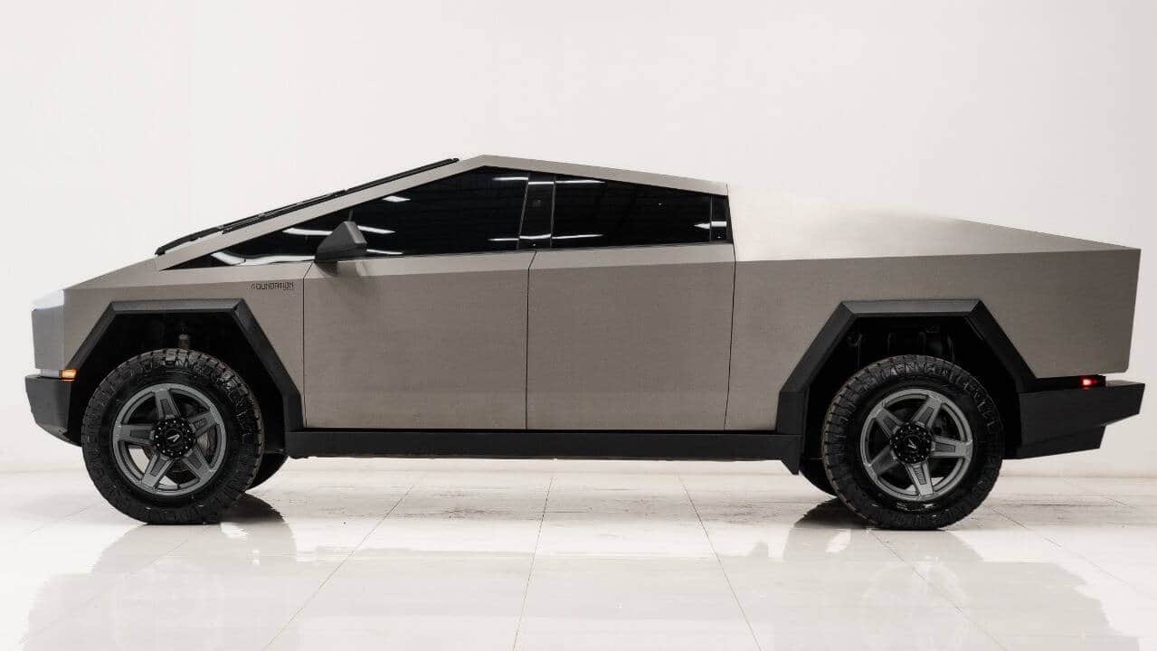 2024 Tesla Cybertruck