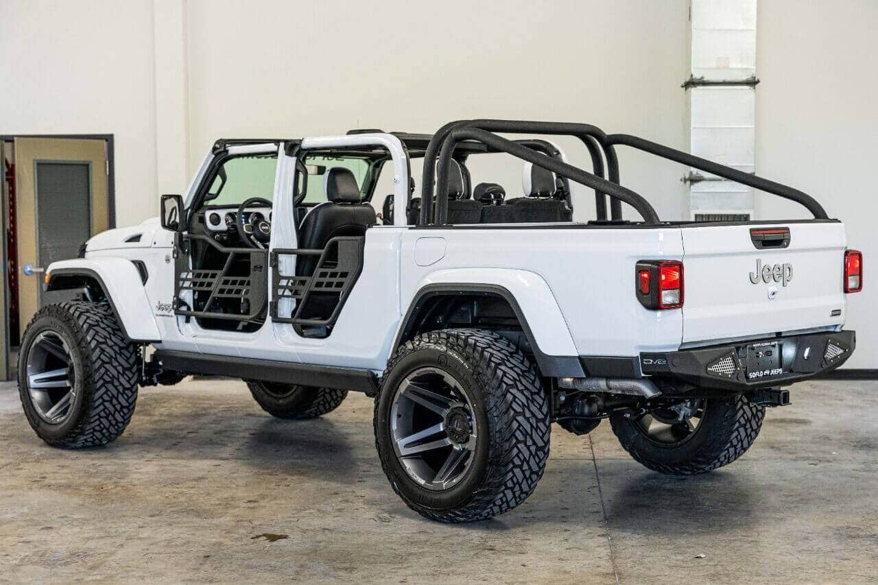 2023 Jeep Gladiator