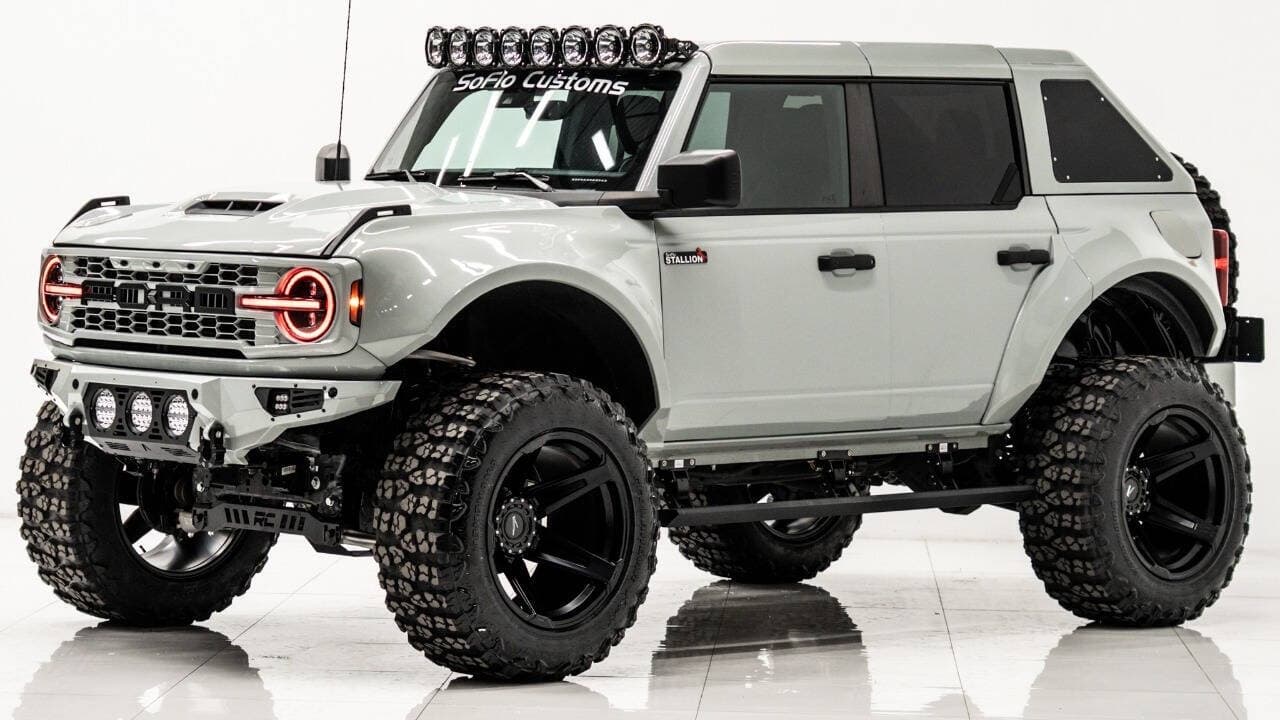 2022 FORD BRONCO