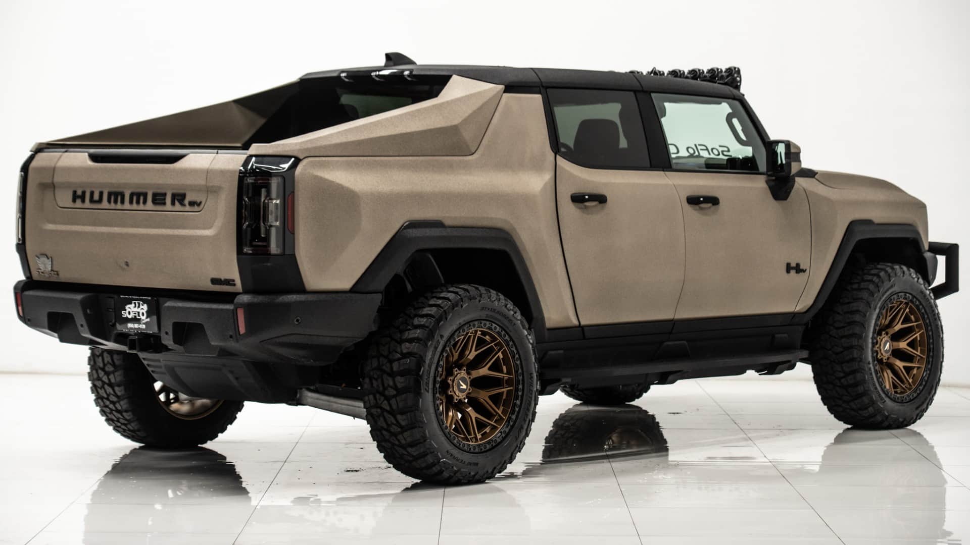2025 GMC HUMMER EV