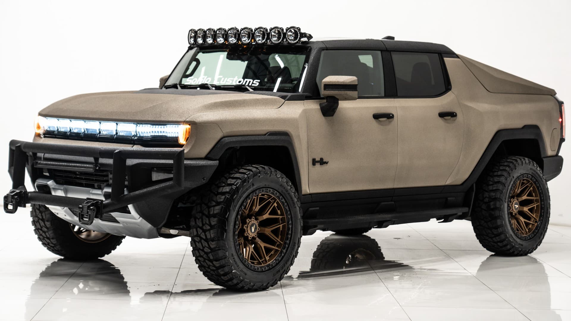 2025 GMC HUMMER EV