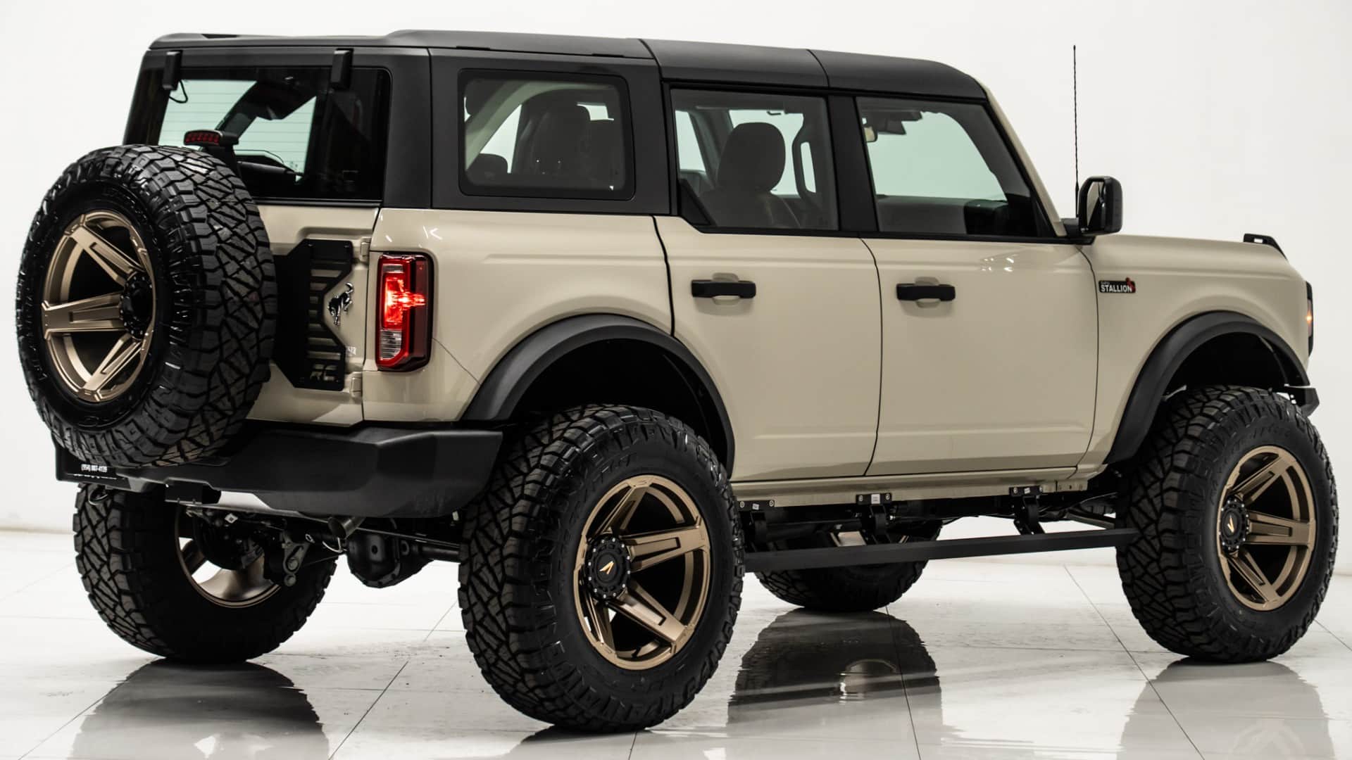 2025 FORD BRONCO