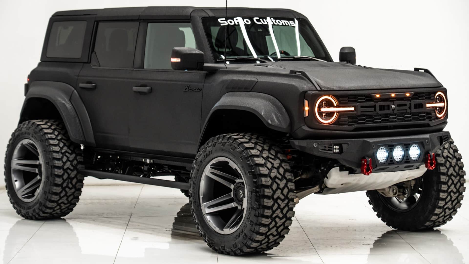 2022 FORD BRONCO
