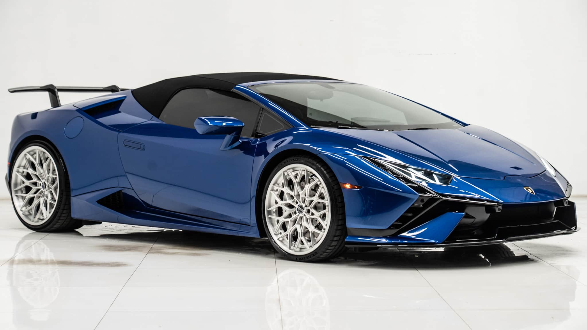 2017 LAMBORGHINI HURACAN