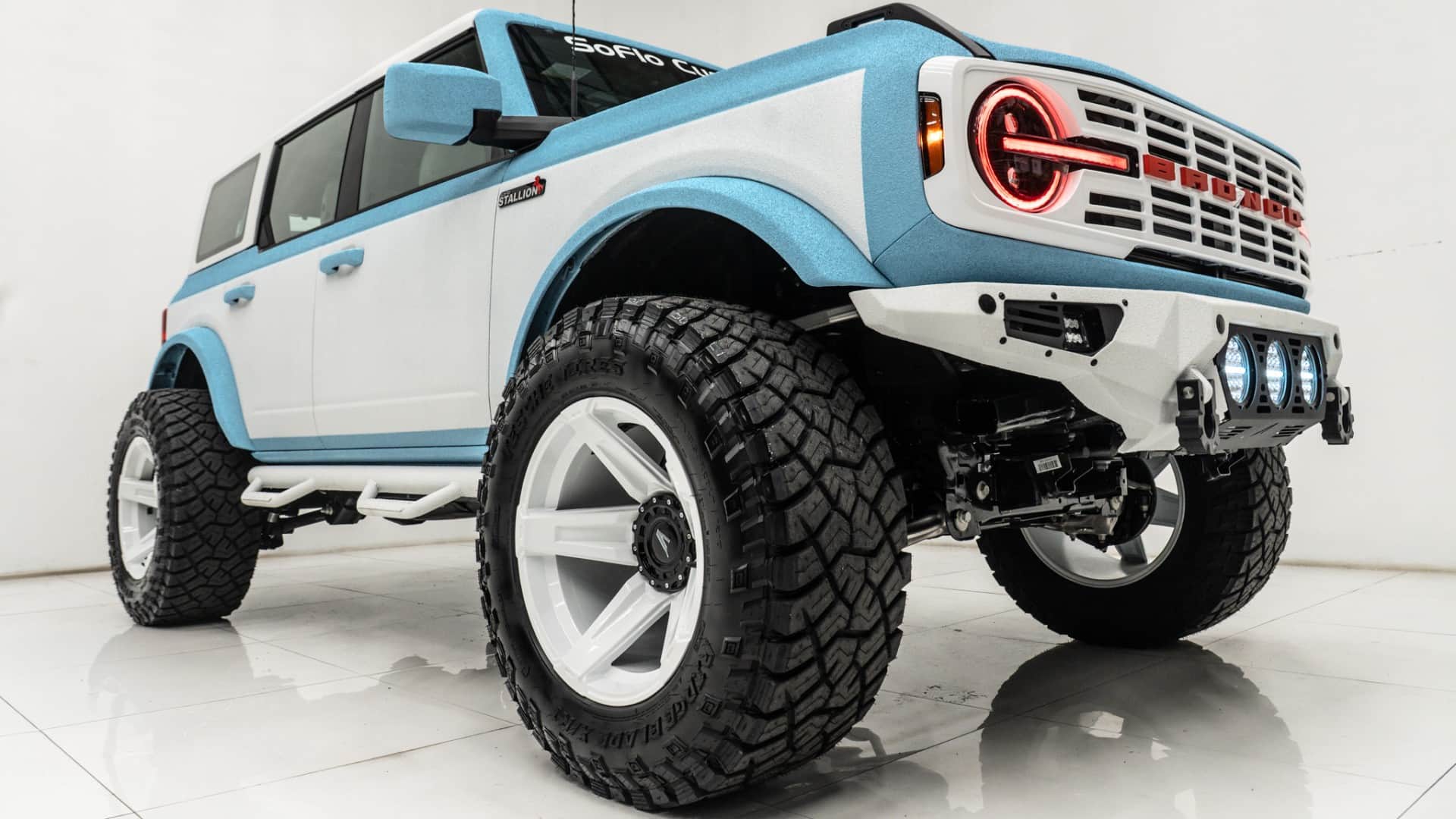 2025 FORD BRONCO