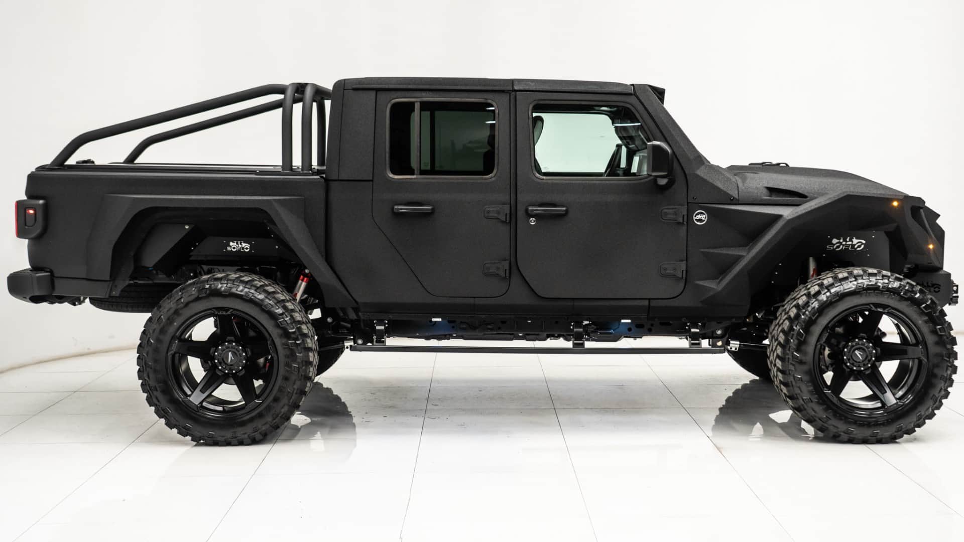 2025 JEEP GLADIATOR