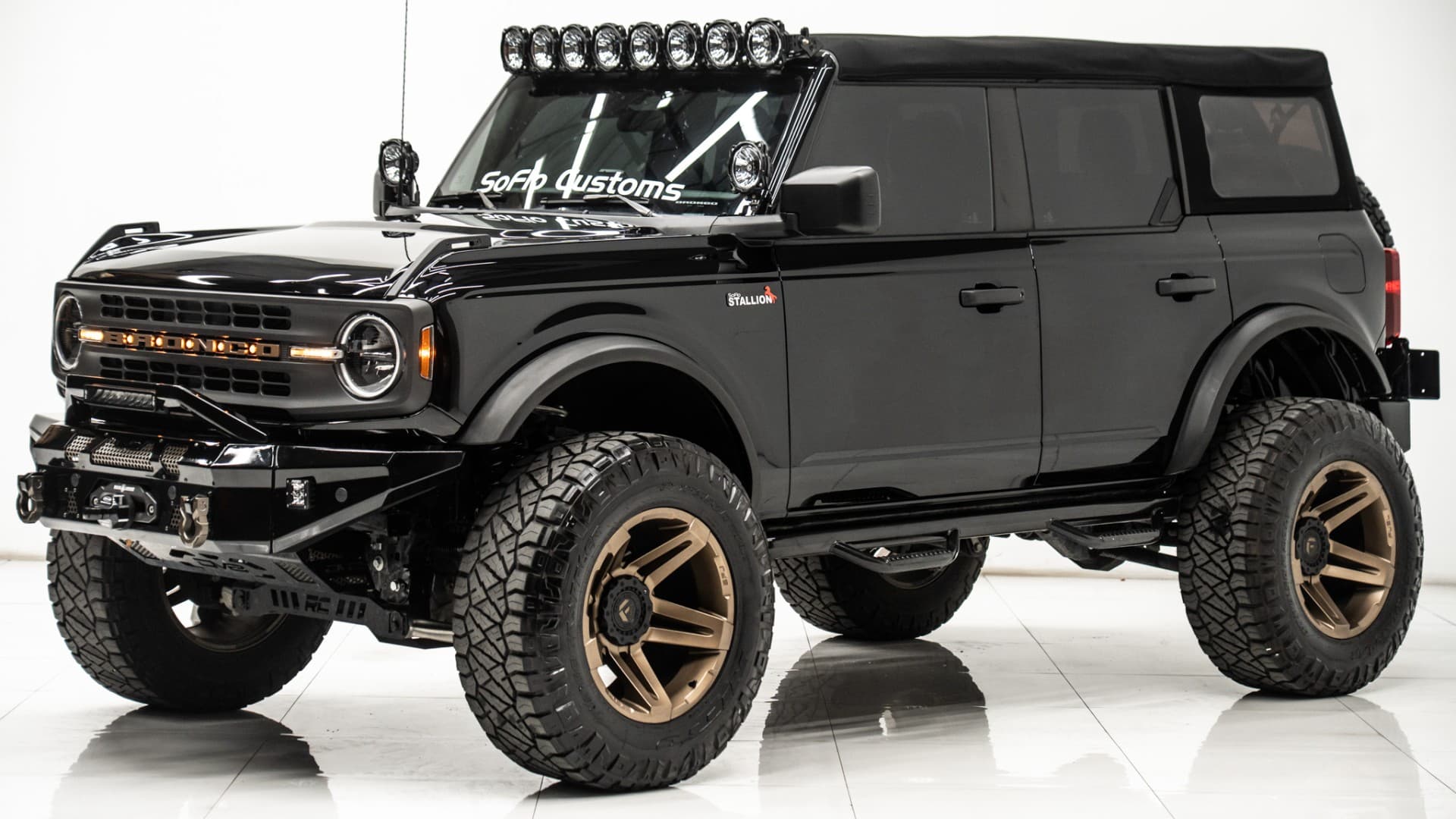 2022 FORD BRONCO