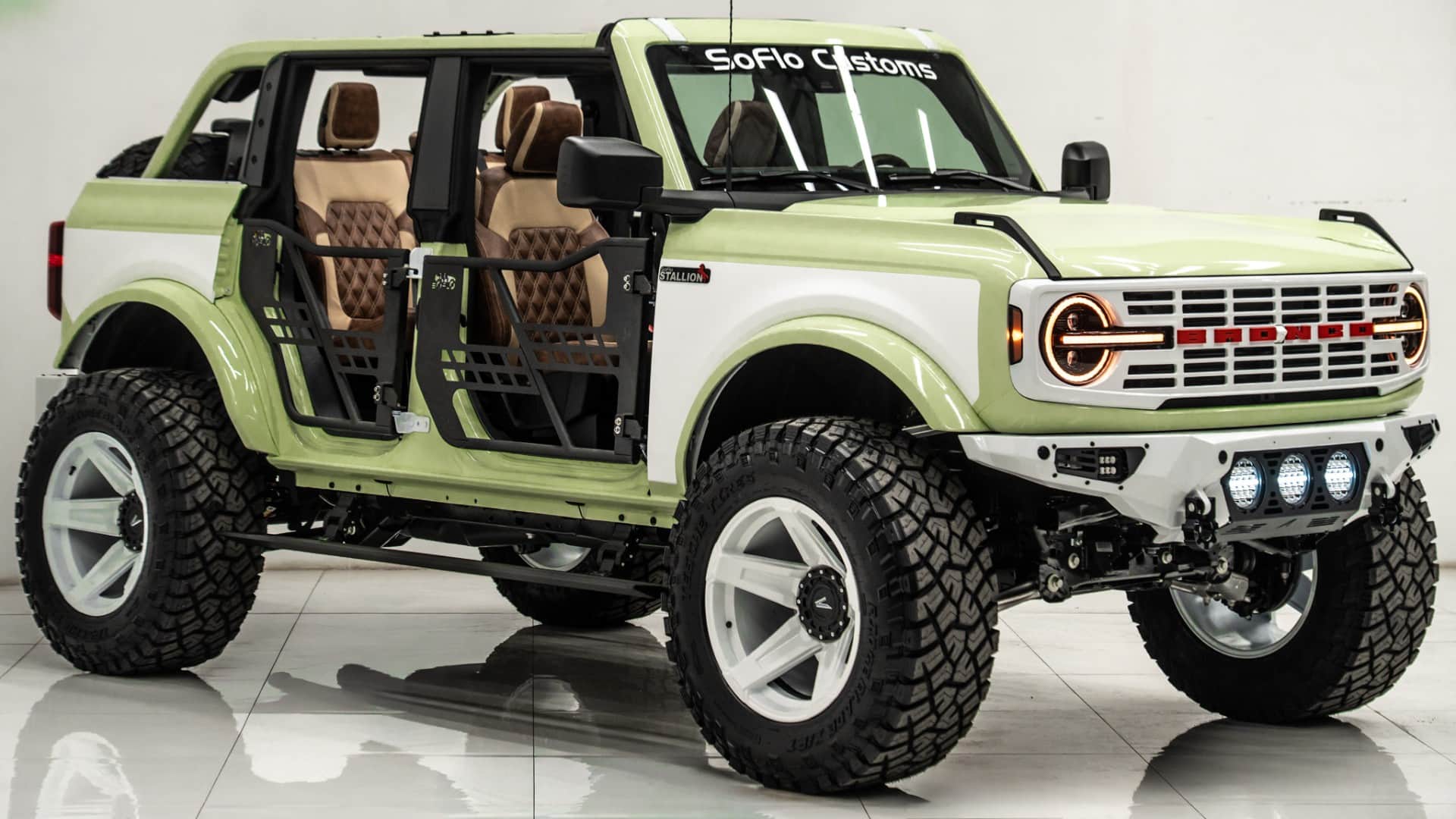 2025 FORD BRONCO