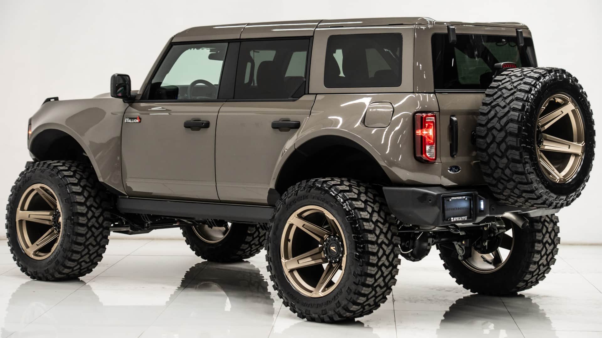 2025 FORD BRONCO