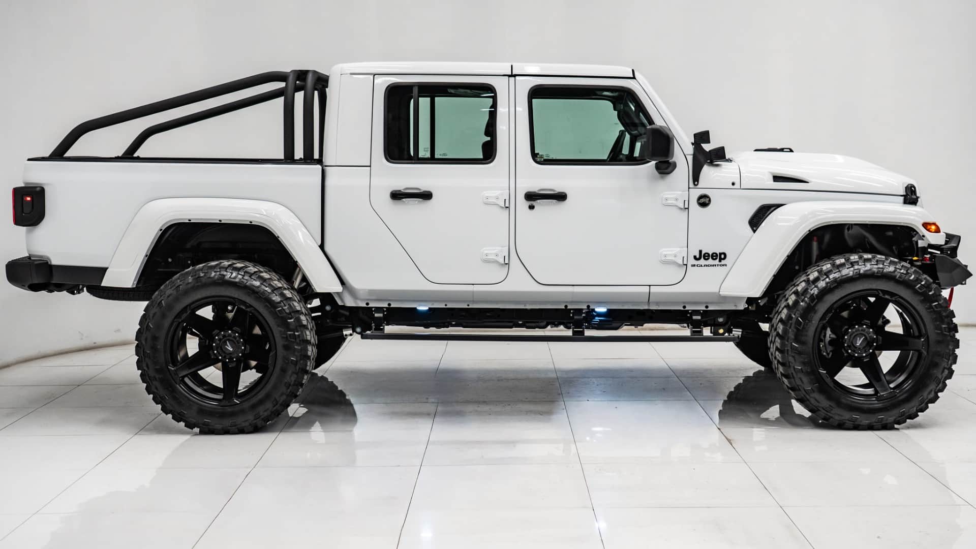 2025 JEEP GLADIATOR