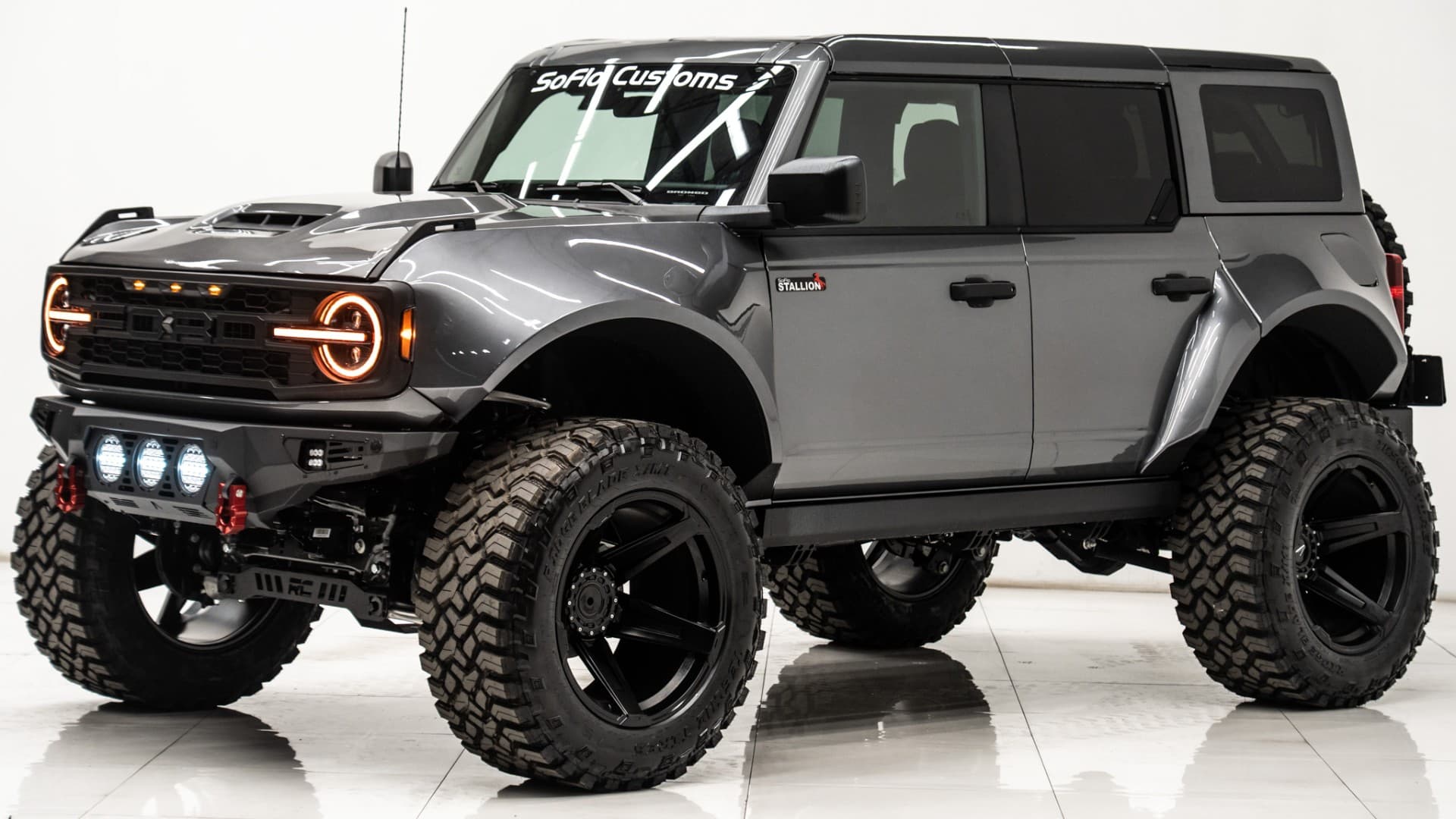 2025 FORD BRONCO