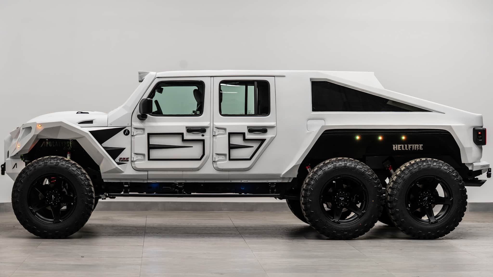 2025 APOCALYPSE HELLFIRE 6X6