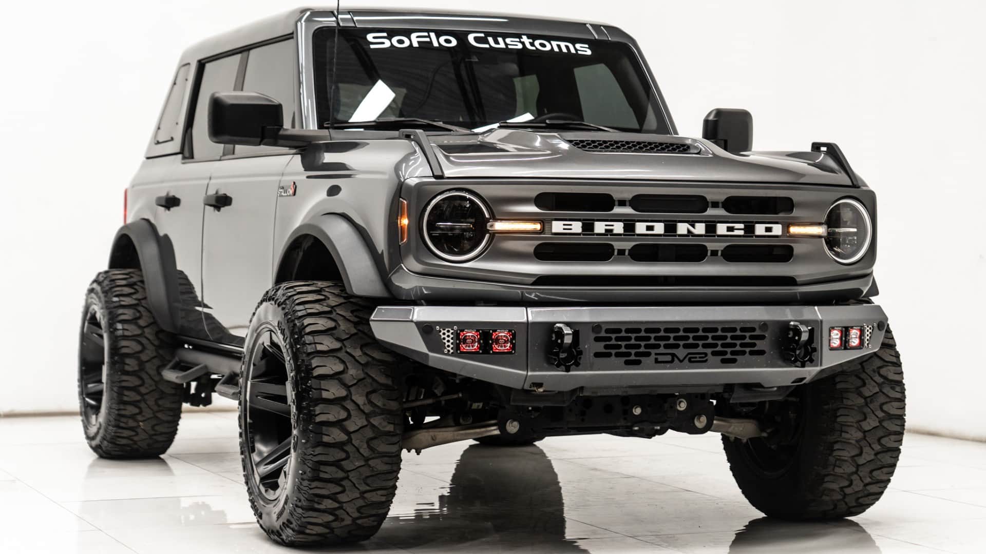 2023 FORD BRONCO