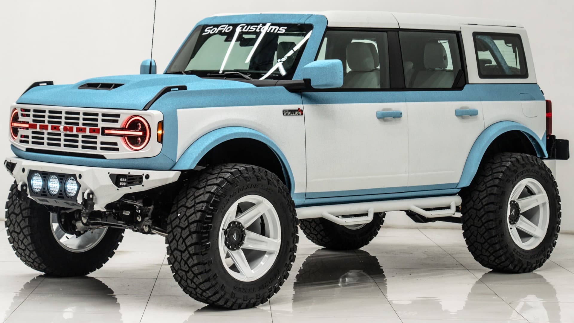 2025 FORD BRONCO