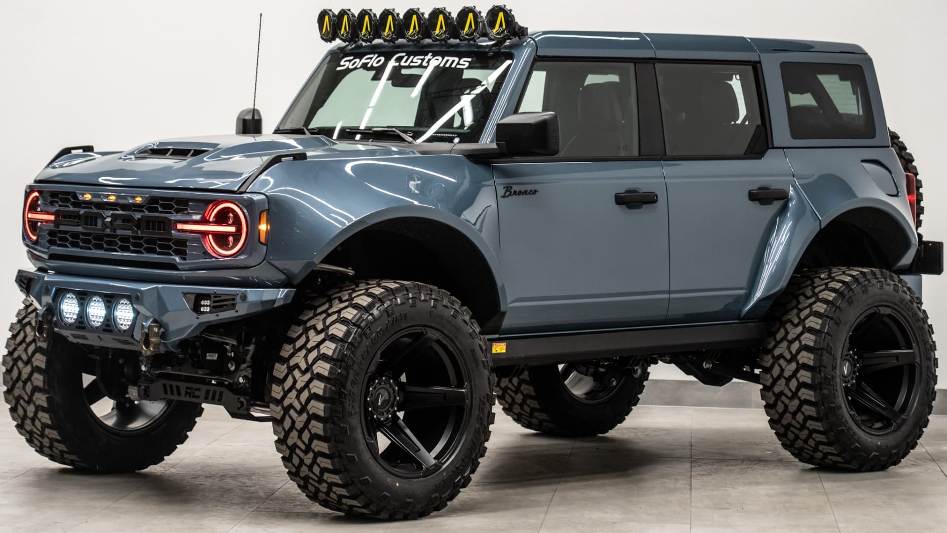 2025 FORD BRONCO
