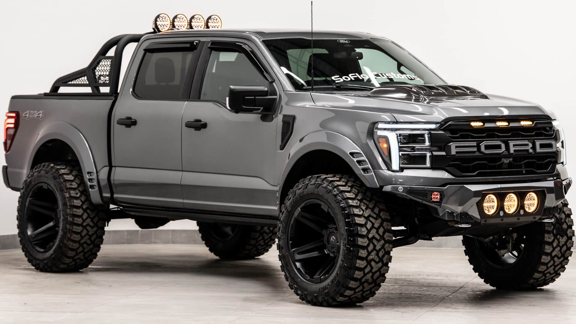 2024 FORD F-150 LARIAT