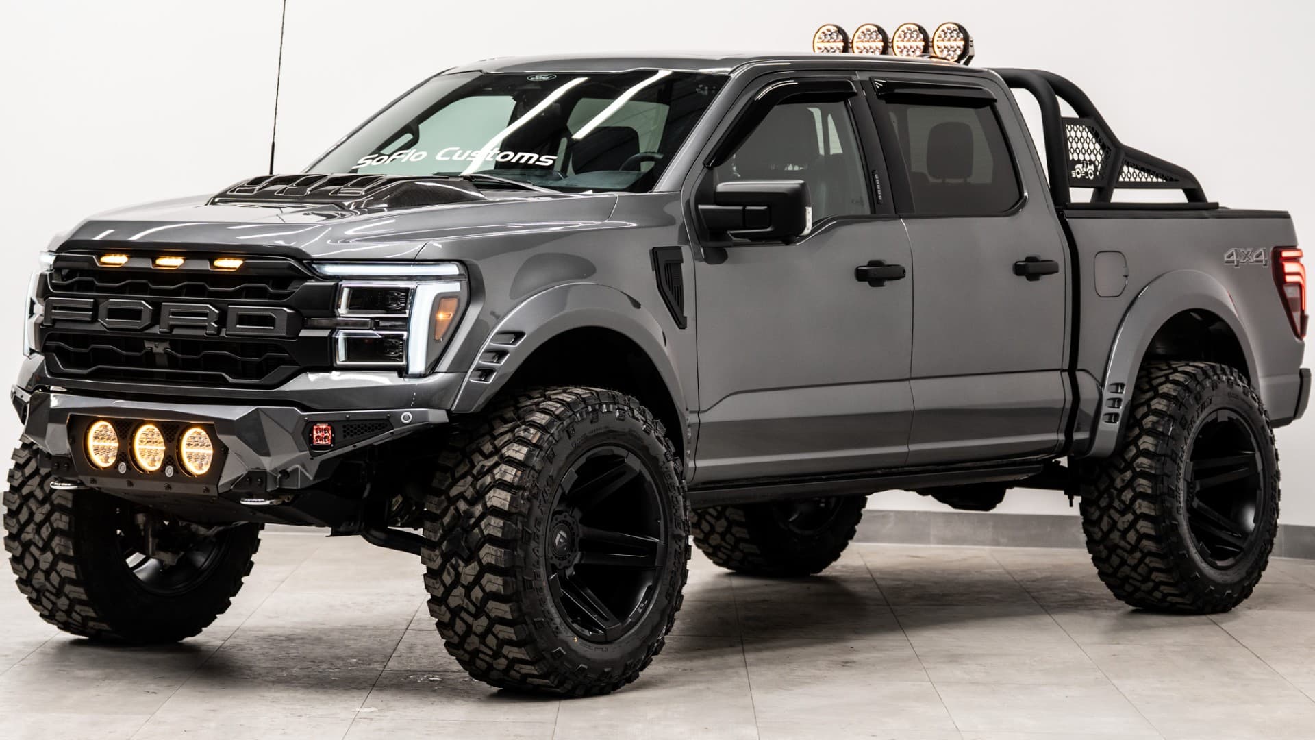 2024 FORD F-150 LARIAT