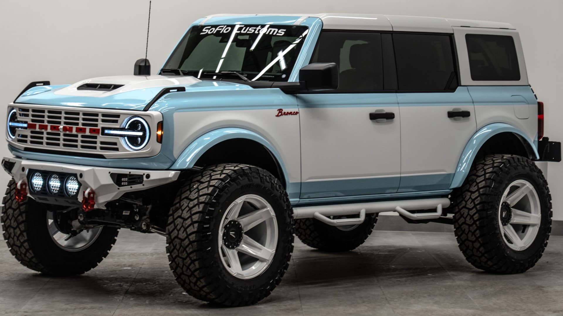 2025 FORD BRONCO