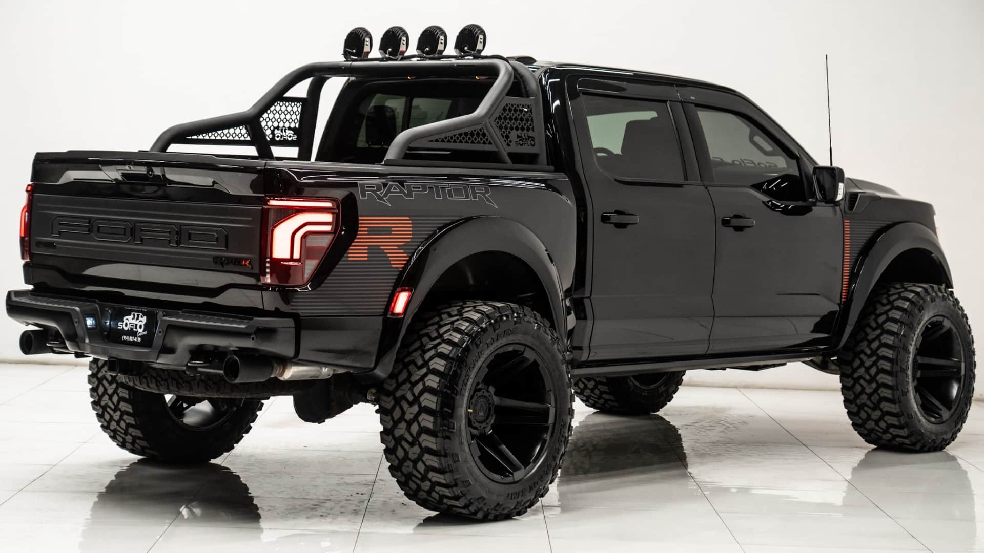2025 FORD RAPTOR R