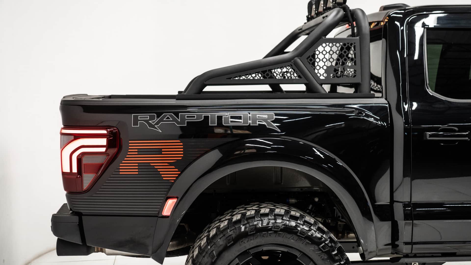 2025 FORD RAPTOR R