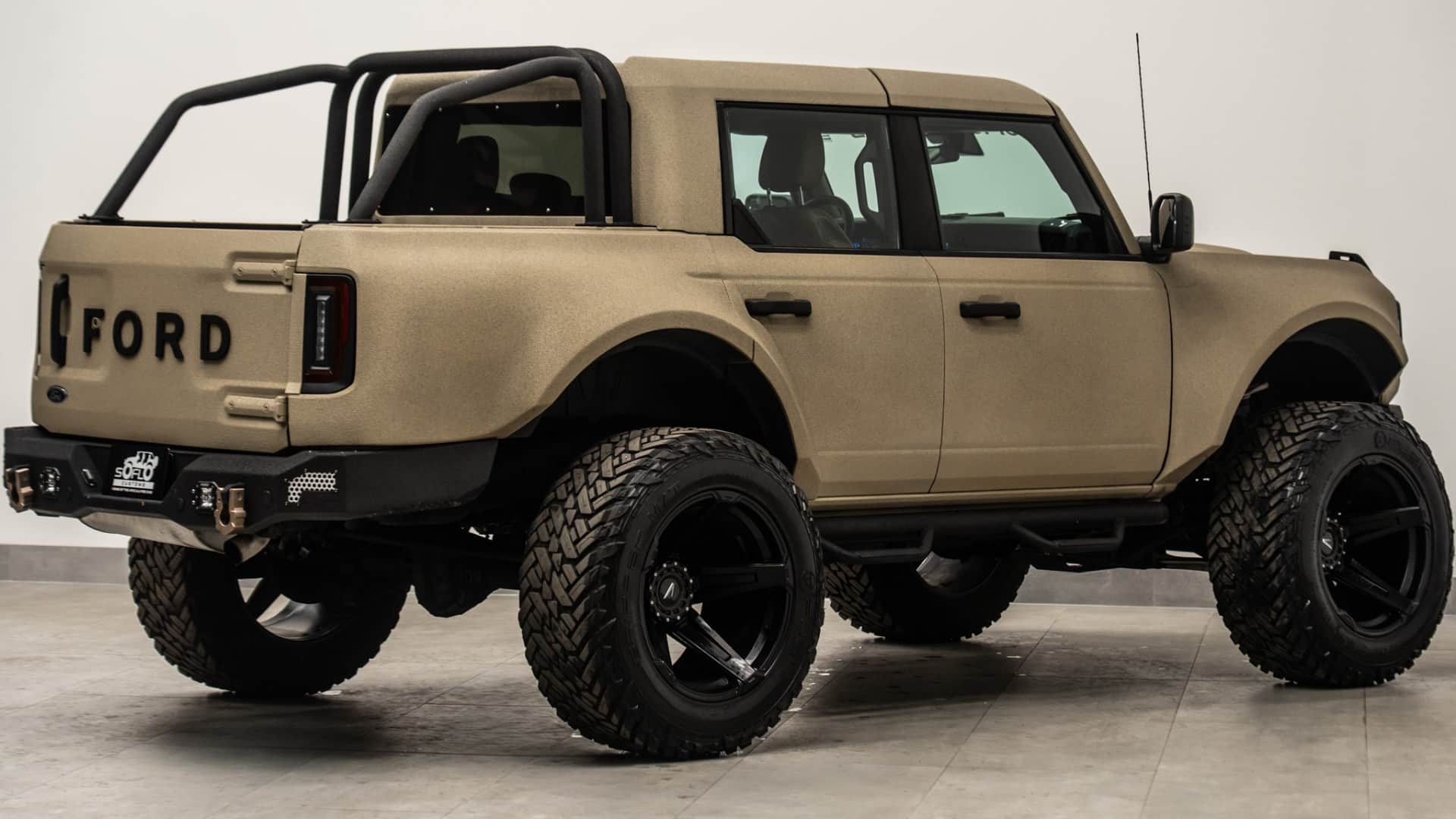 2023 FORD BRONCO