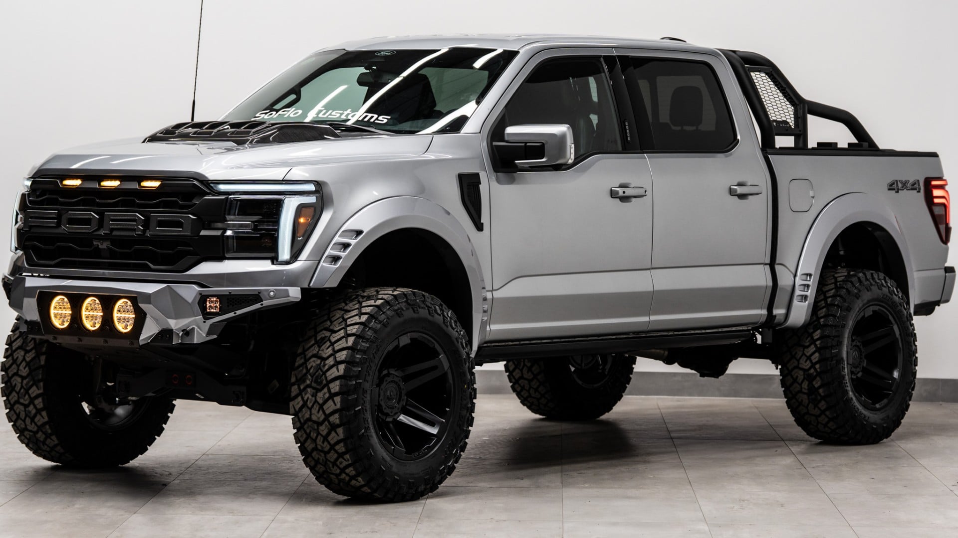 2024 FORD F-150 LARIAT