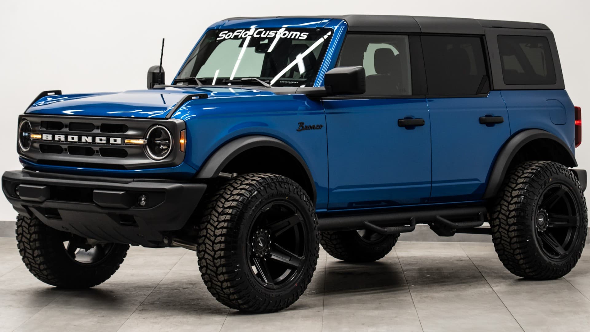 2024 FORD BRONCO