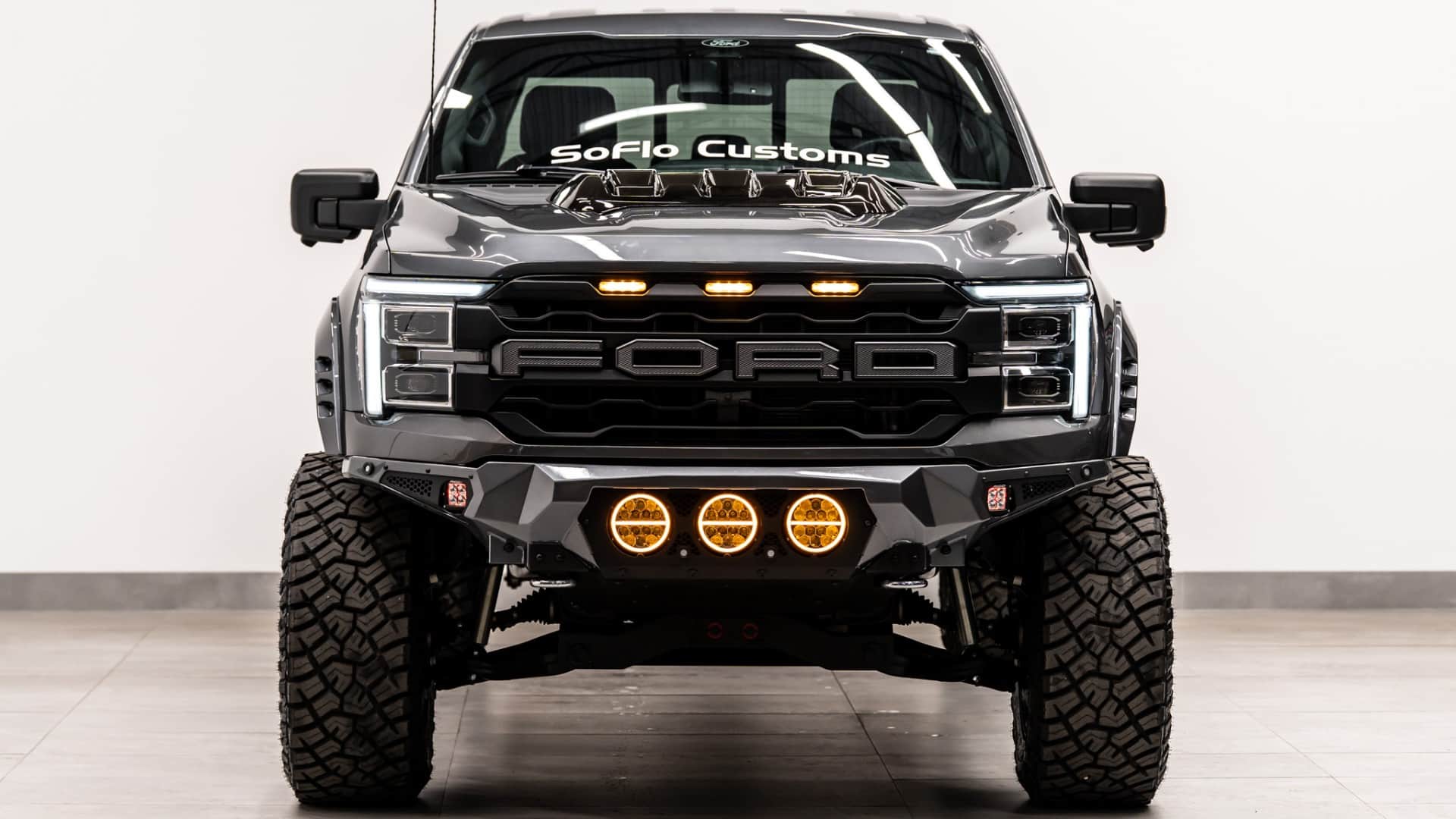 2024 FORD F-150 LARIAT