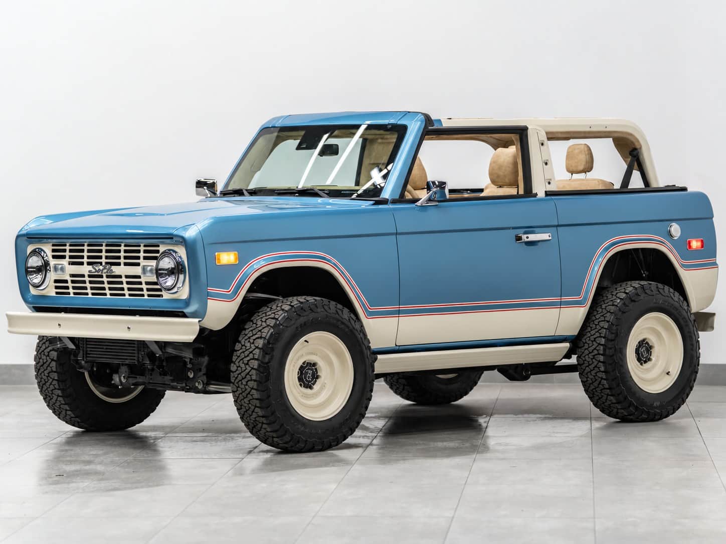 2024 FORD BRONCO 4X4
