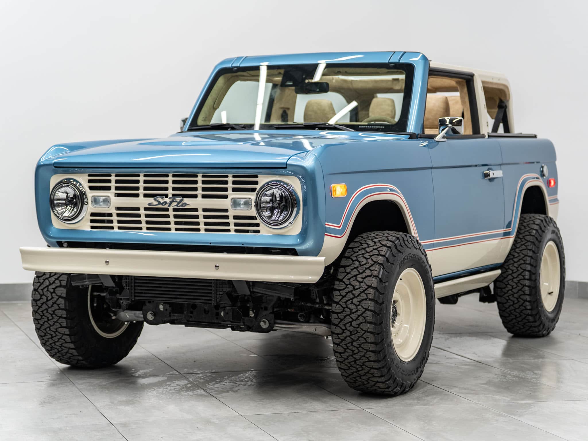 2024 FORD BRONCO 4X4