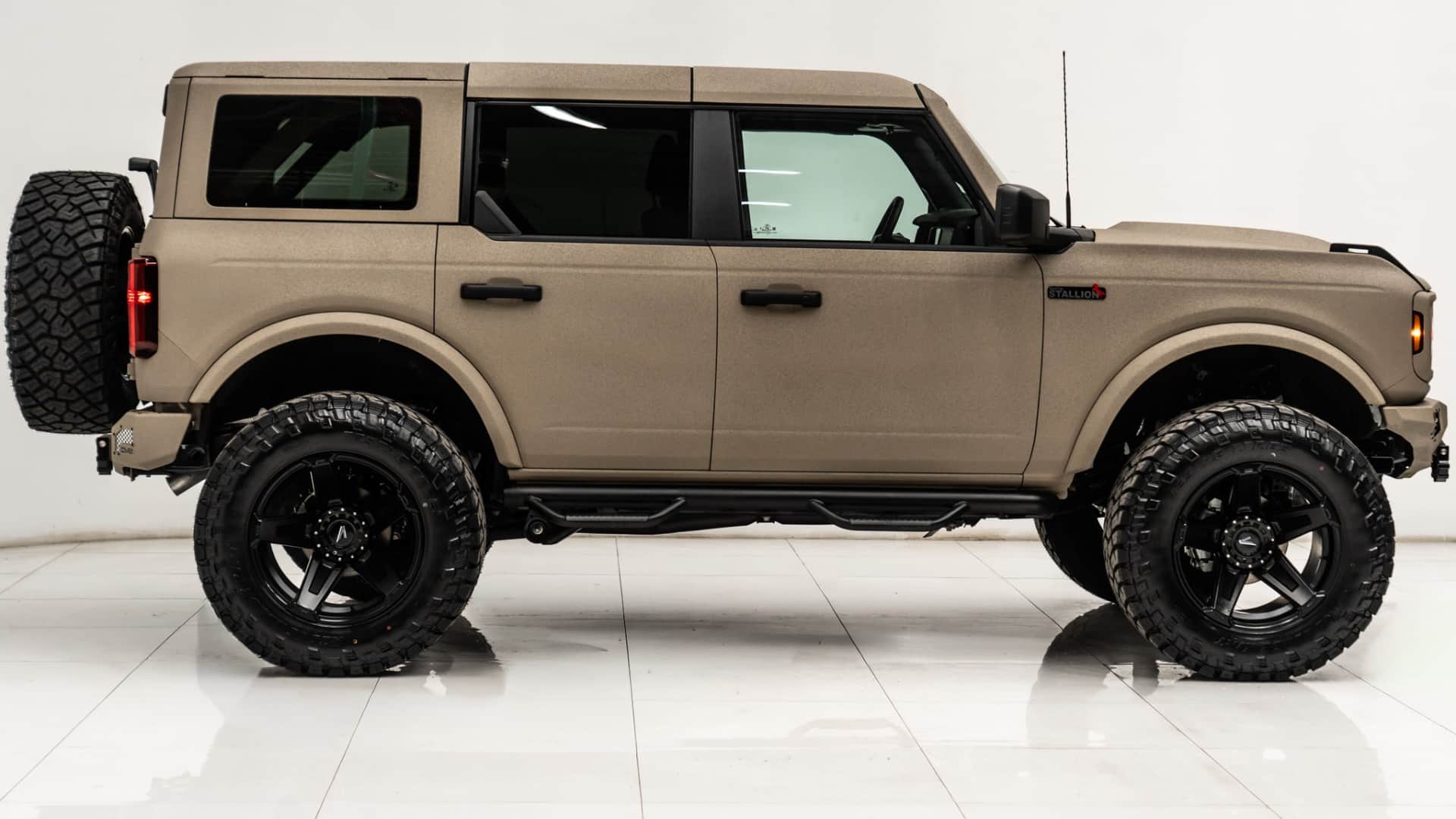 2025 FORD BRONCO