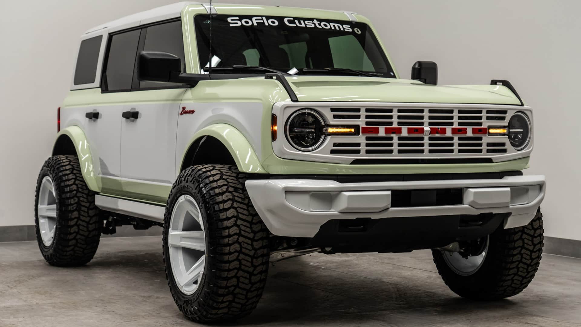 2026 FORD BRONCO