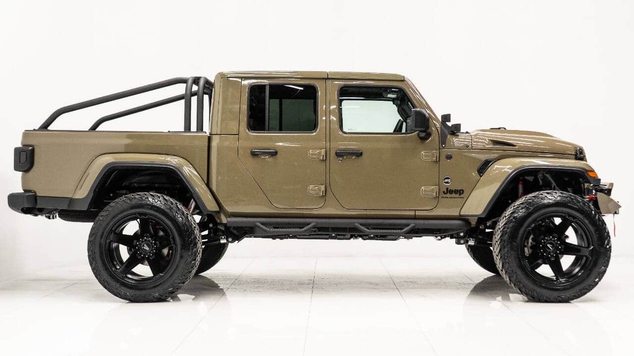 2025 JEEP GLADIATOR
