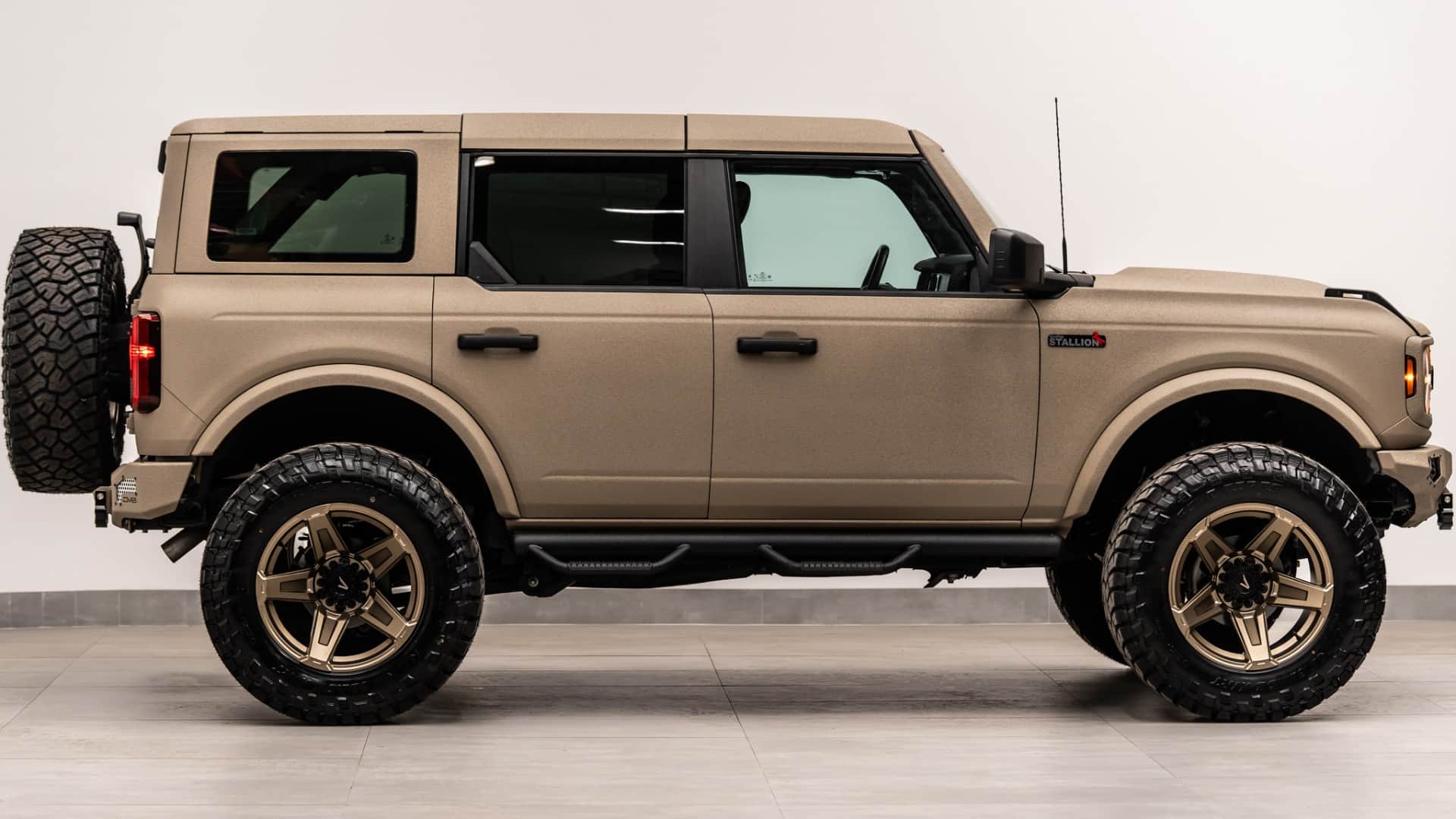 2025 FORD BRONCO