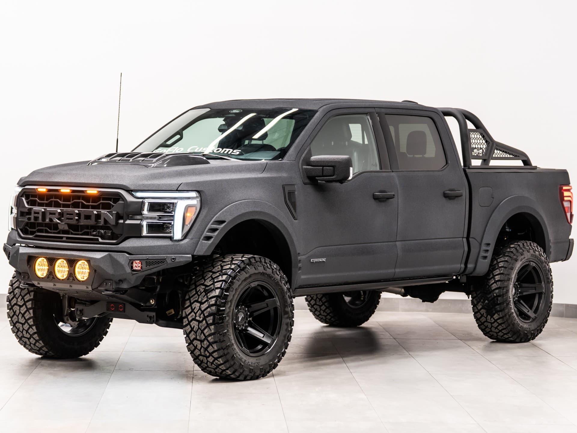 2025 FORD F-150 4X4 LARIAT