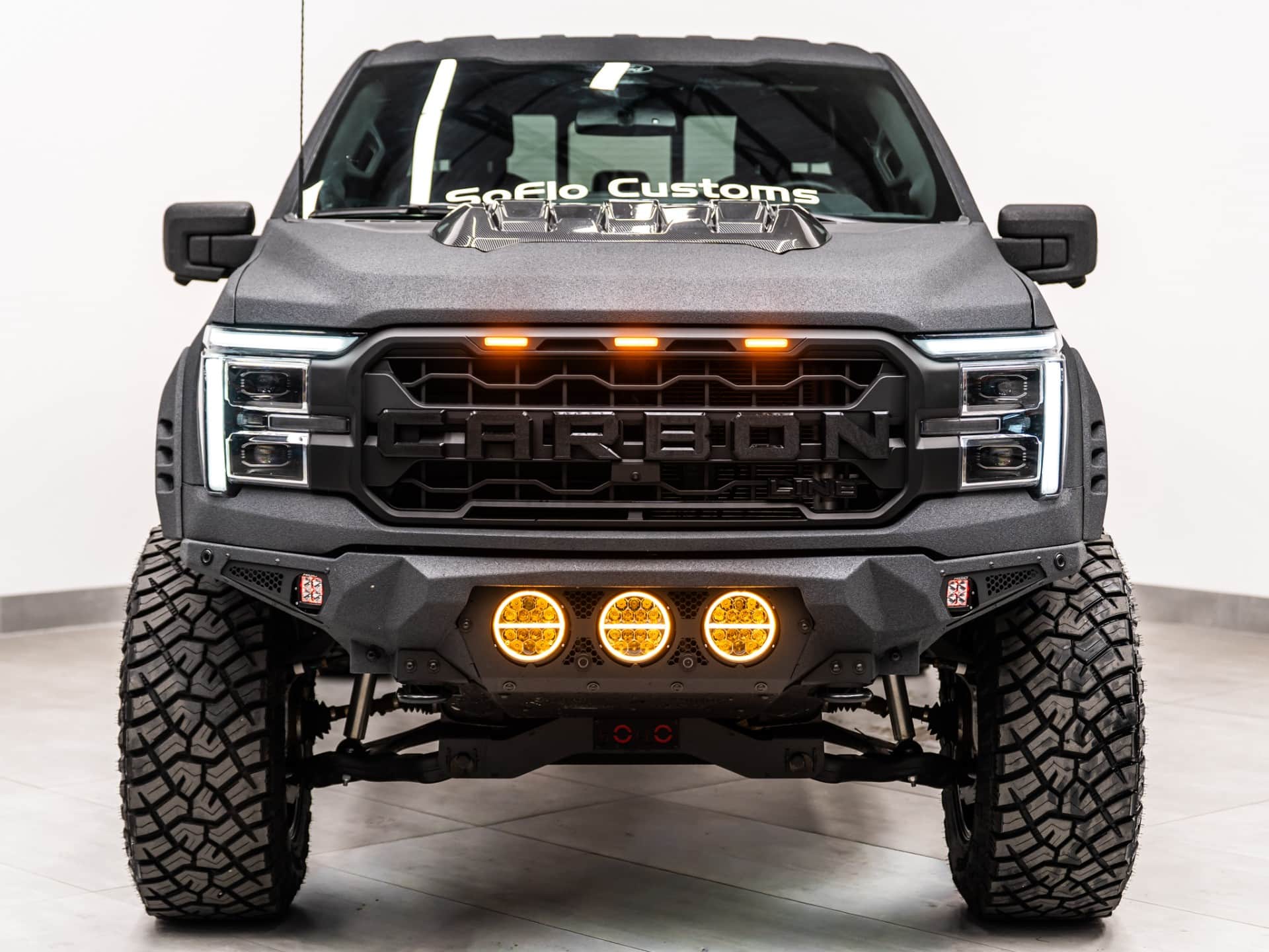 2025 FORD F-150 4X4 LARIAT