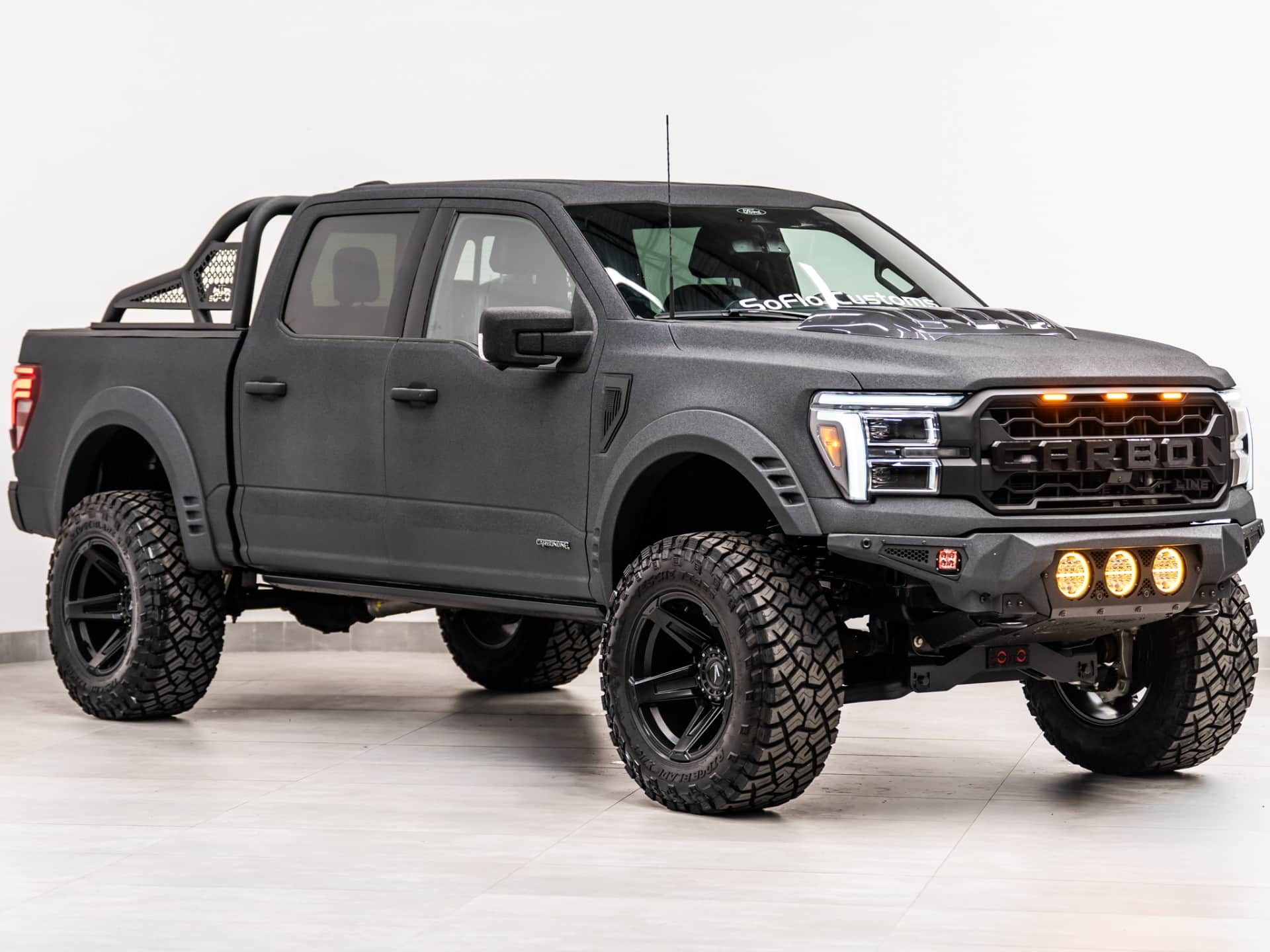 2025 FORD F-150 4X4 LARIAT