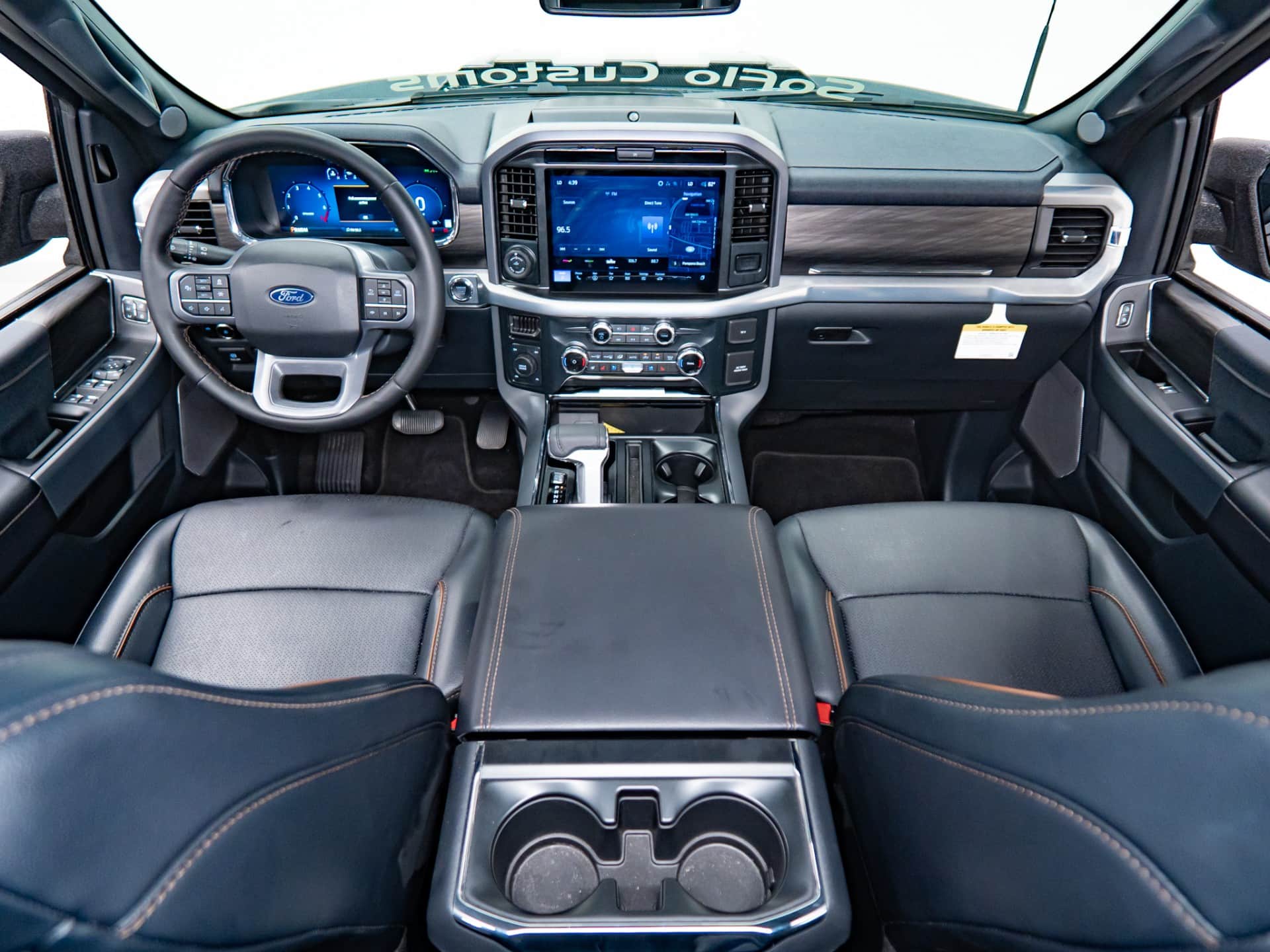 2025 FORD F-150 4X4 LARIAT