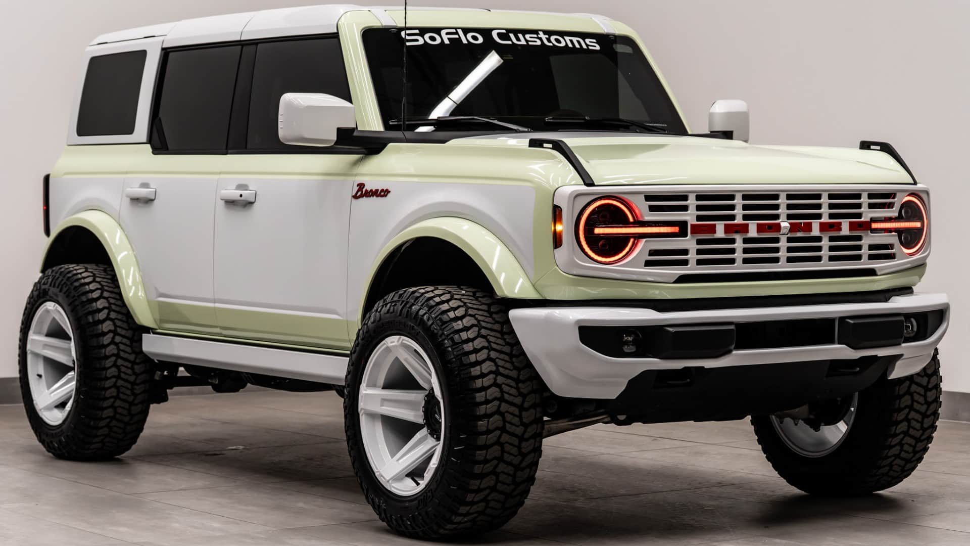 2025 FORD BRONCO
