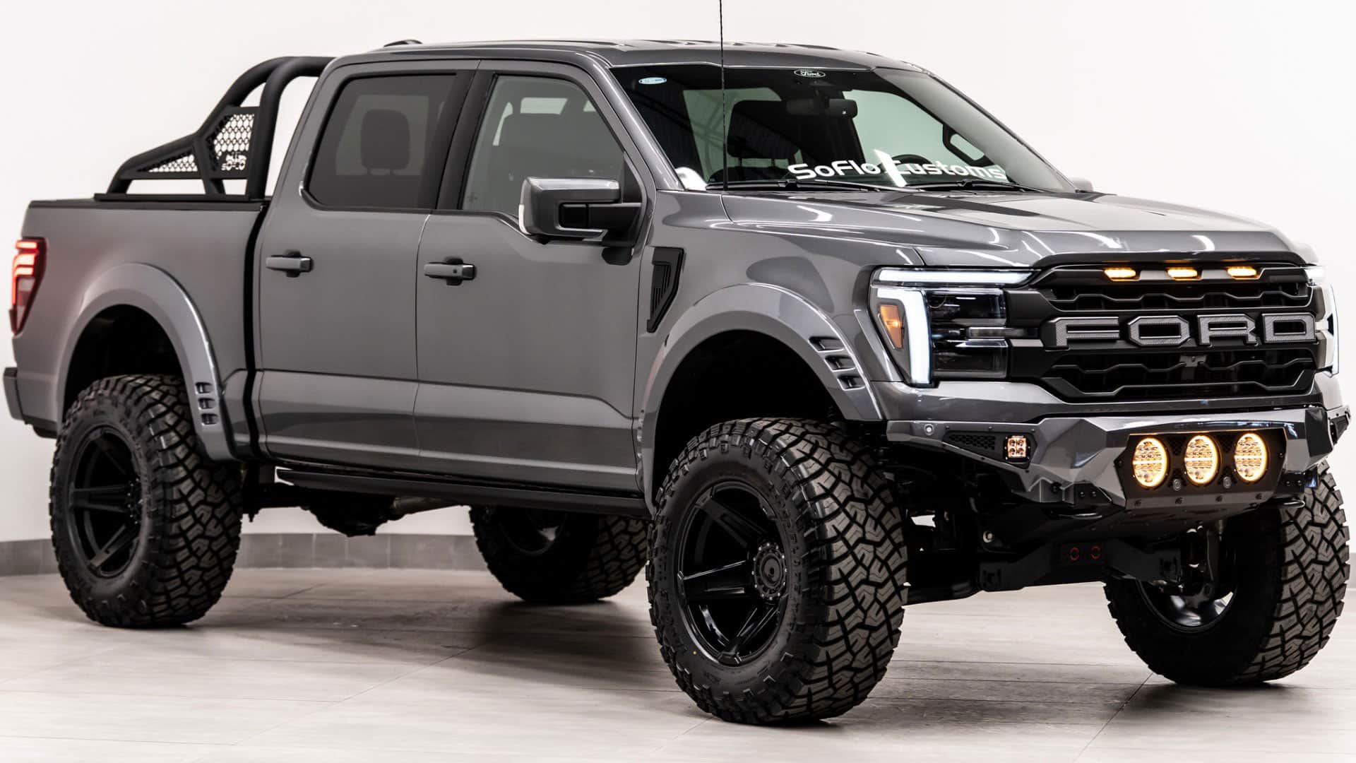 2024 FORD F-150 LARIAT
