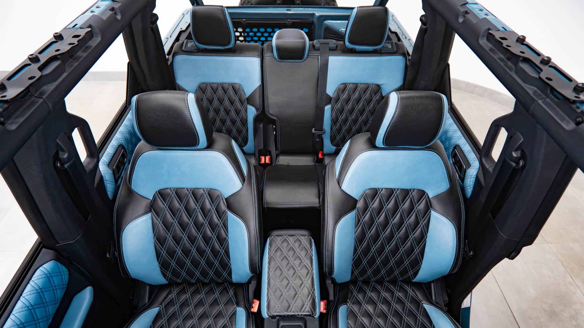 2021 FORD BRONCO