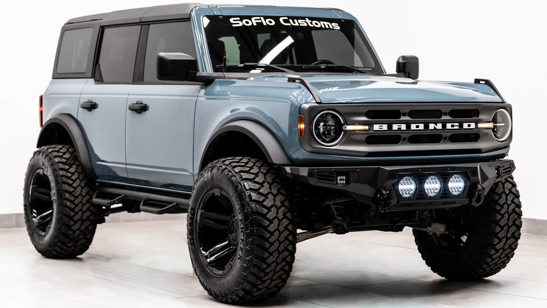 2021 FORD BRONCO
