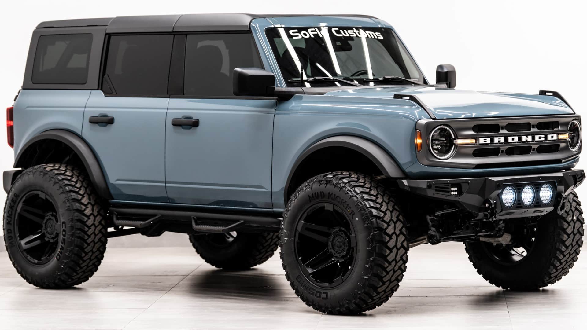 2021 FORD BRONCO
