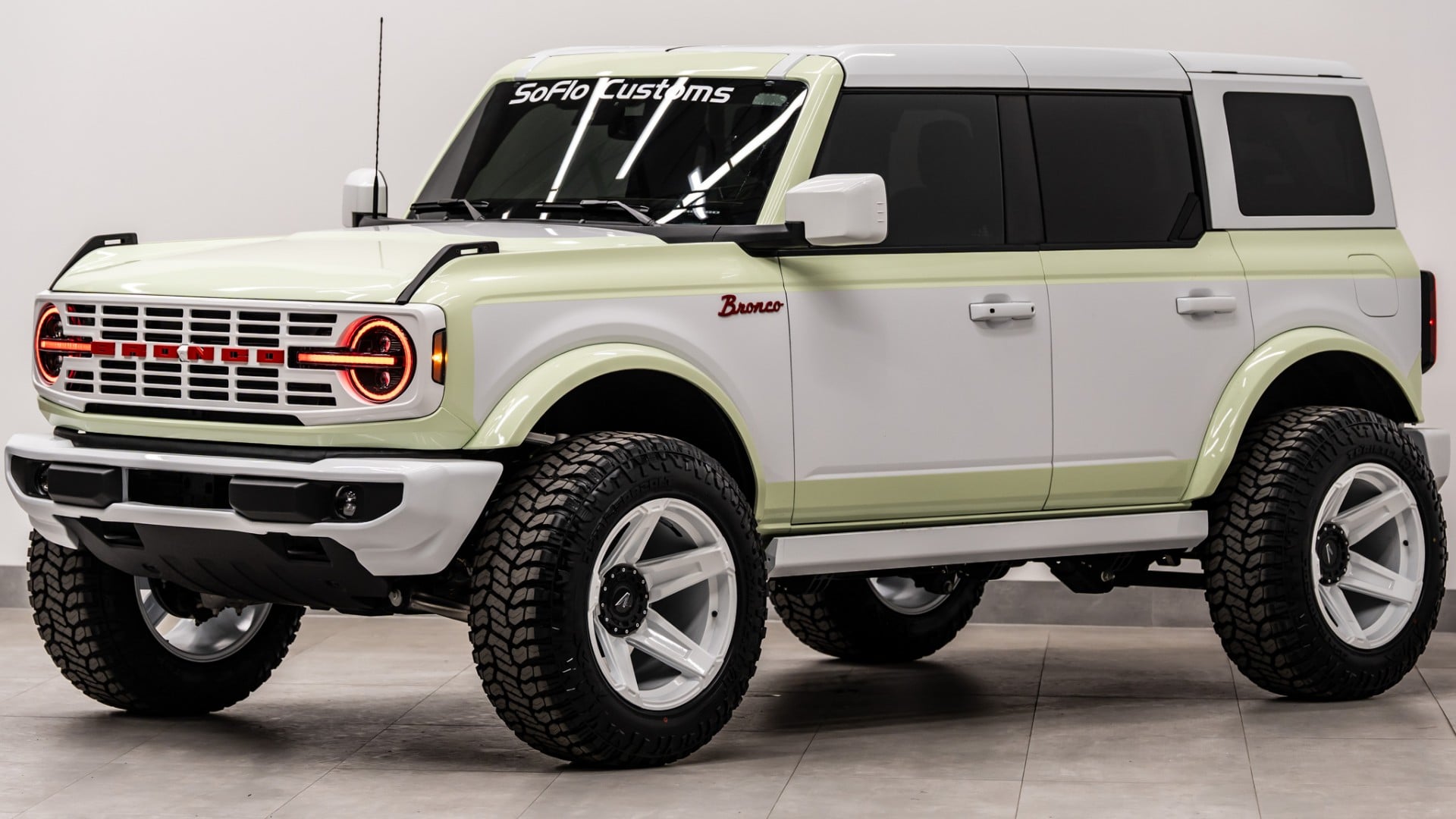 2026 FORD BRONCO