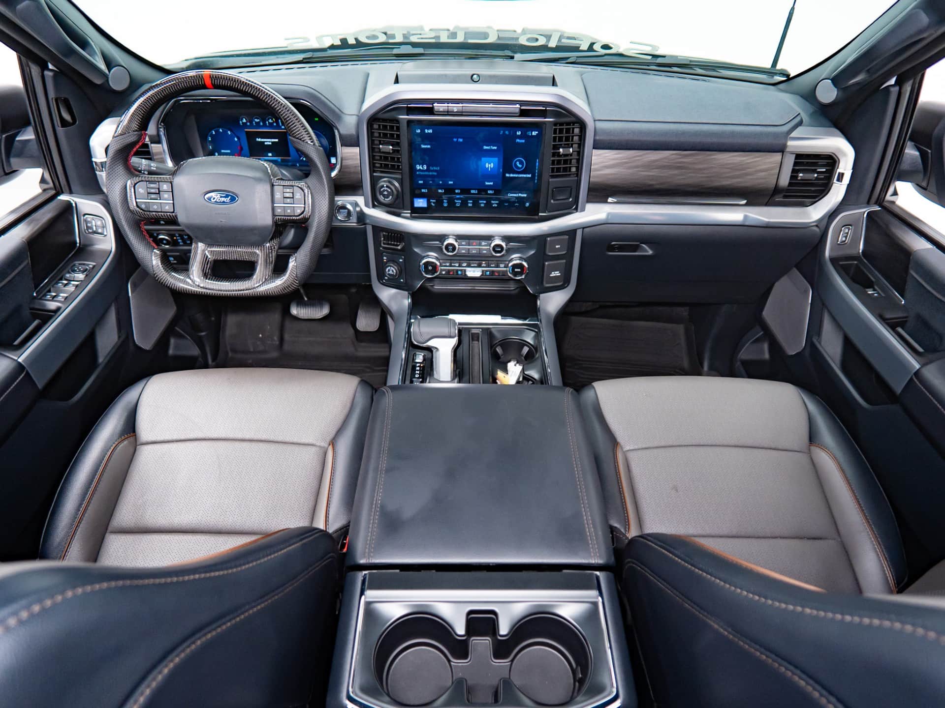2025 FORD F-150 4X4 LARIAT