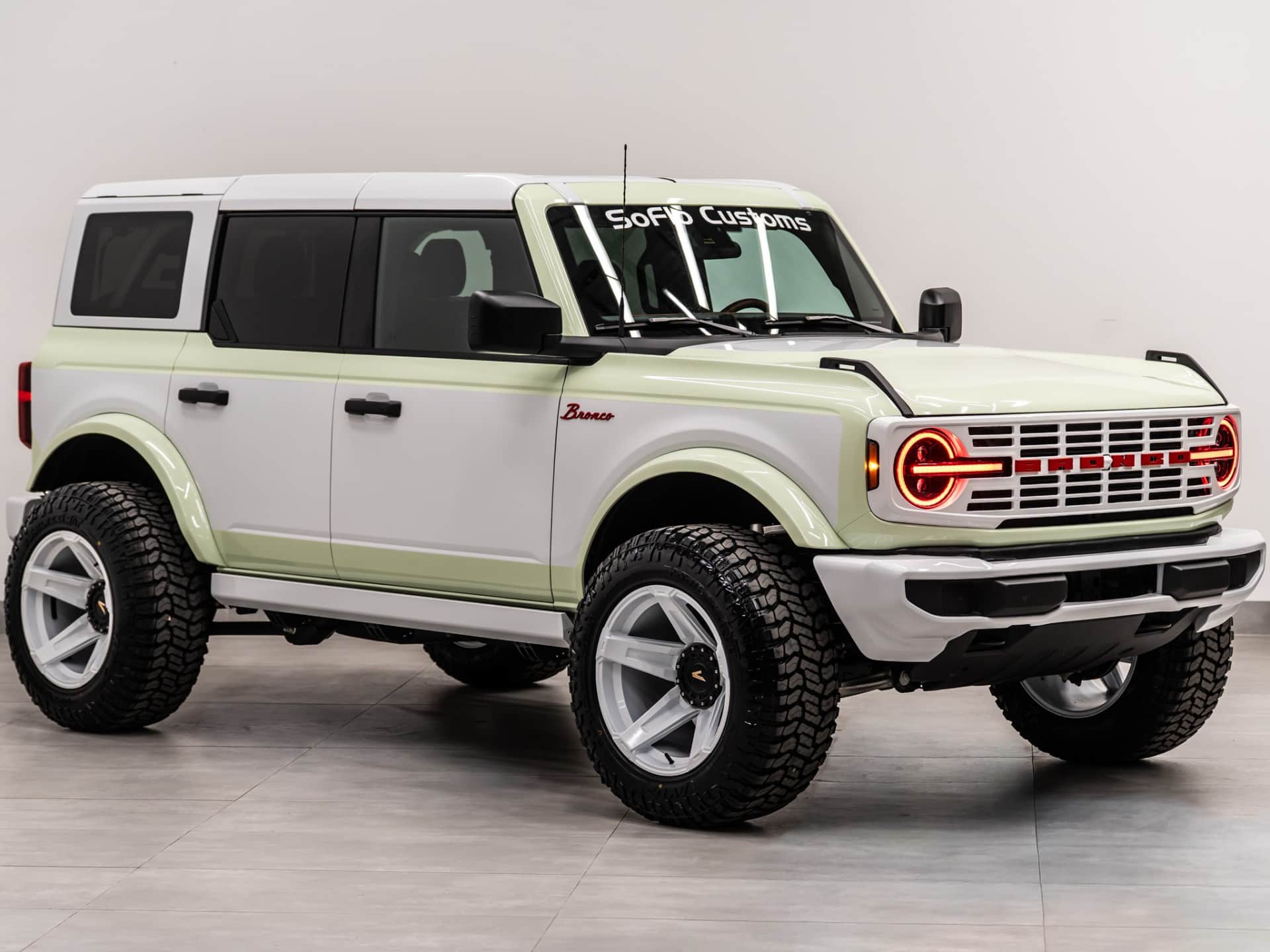 2025 FORD BRONCO 4X4