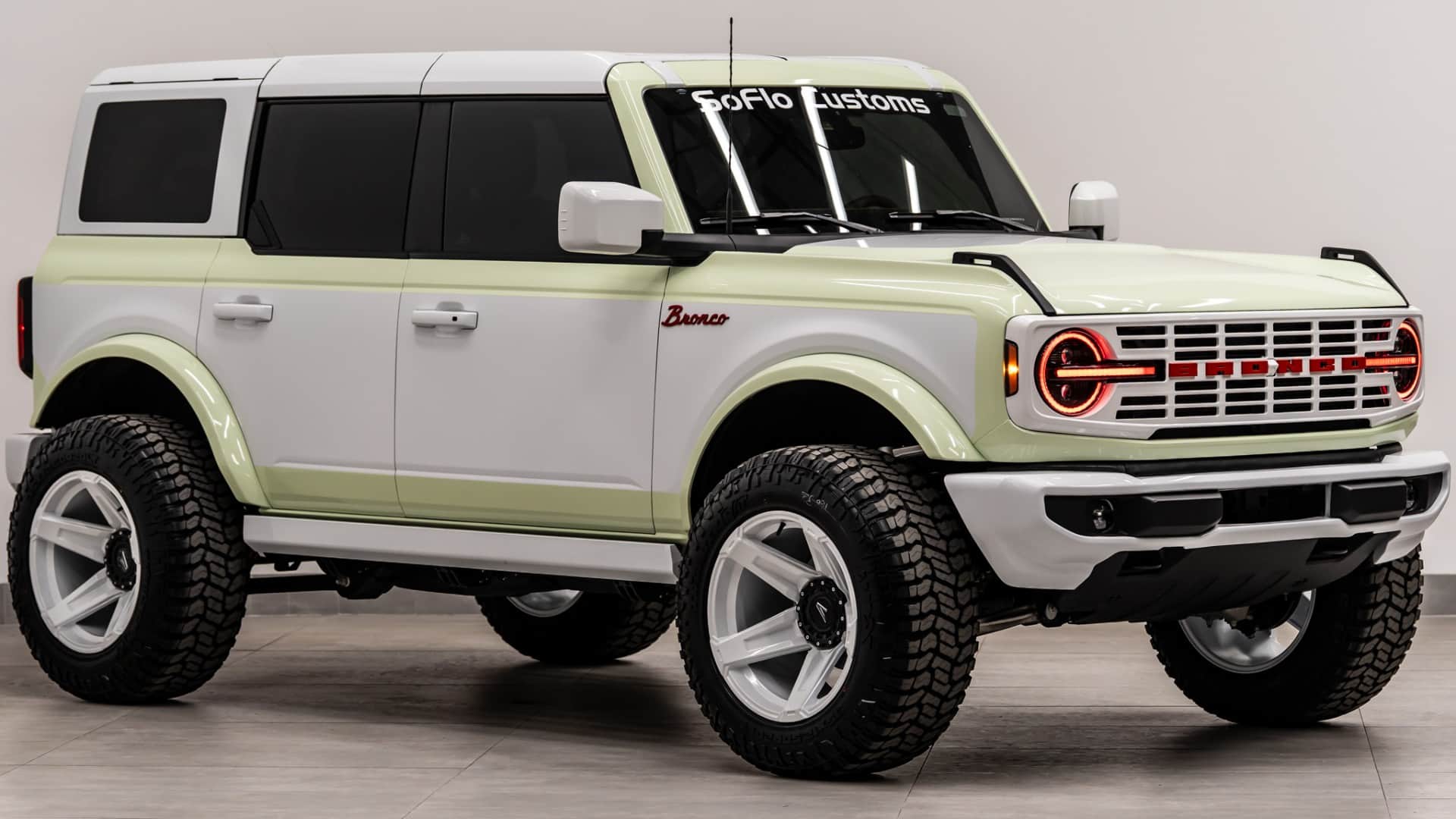 2025 FORD BRONCO